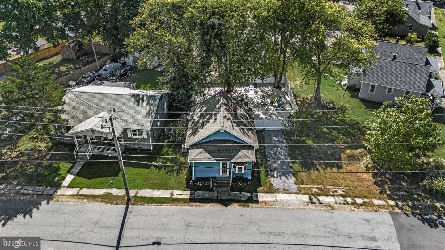 109 Bancroft Avenue photo 27