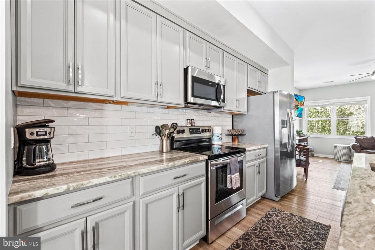300 Douglas Avenue photo 13