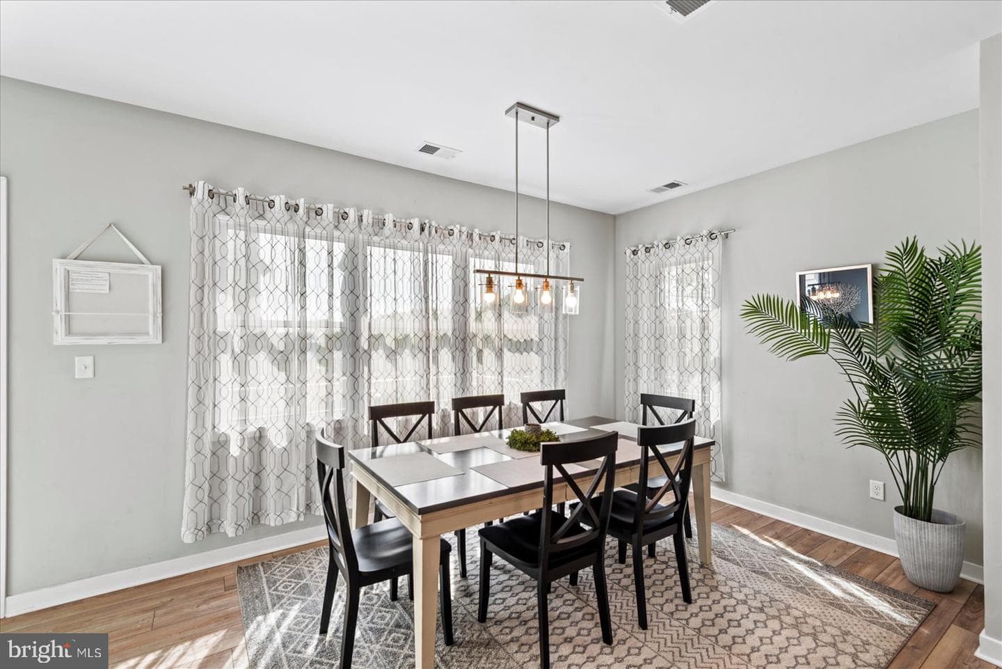 300 Douglas Avenue photo 15