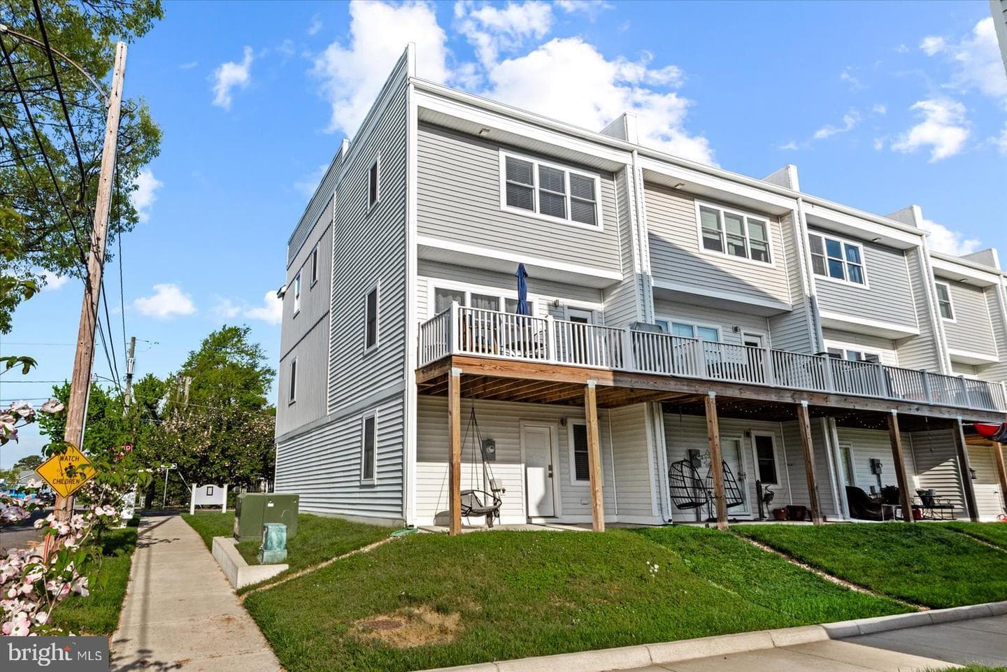 300 Douglas Avenue photo 35