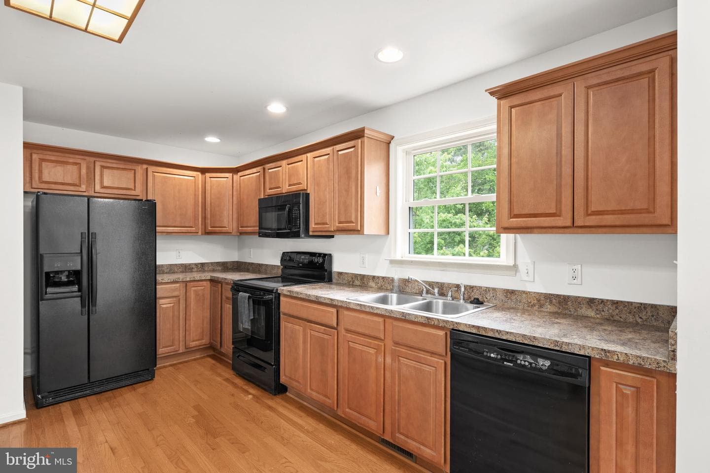144 Bonnie Del Dr photo 14