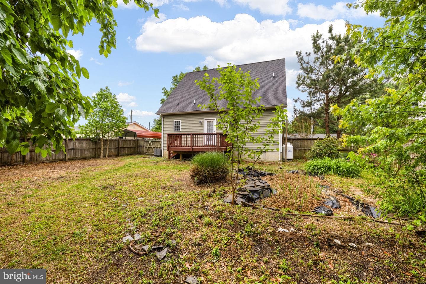 144 Bonnie Del Dr photo 6