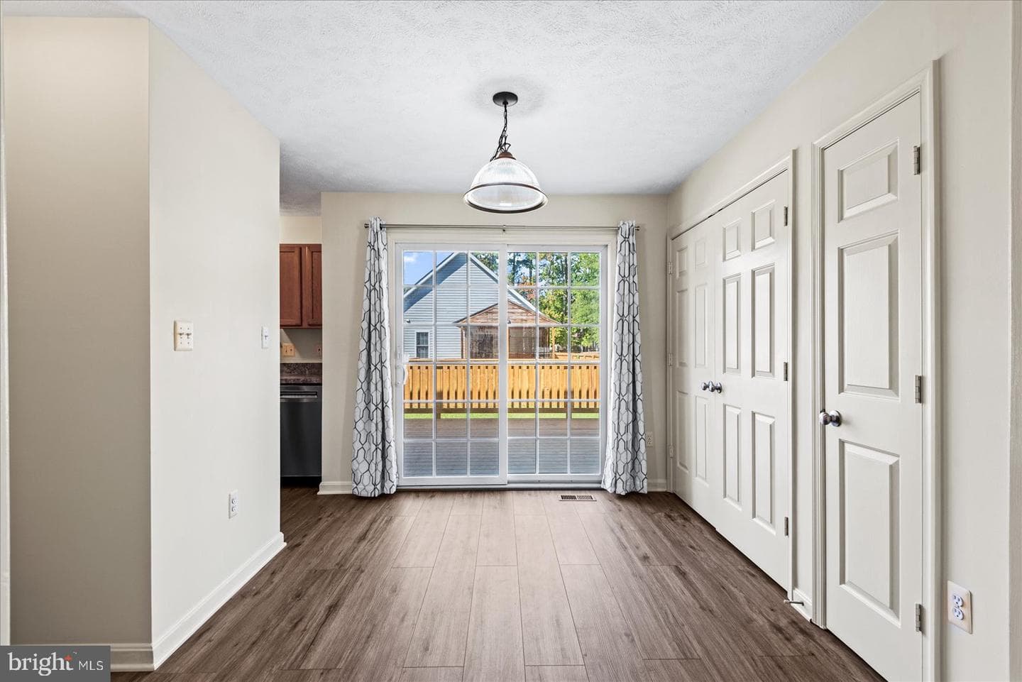 321 3rd Street photo 11