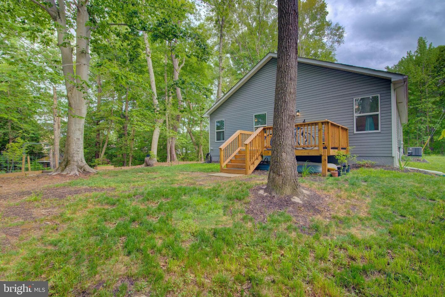 47 Magnolia Blvd (Former Cedar Lane) photo 7
