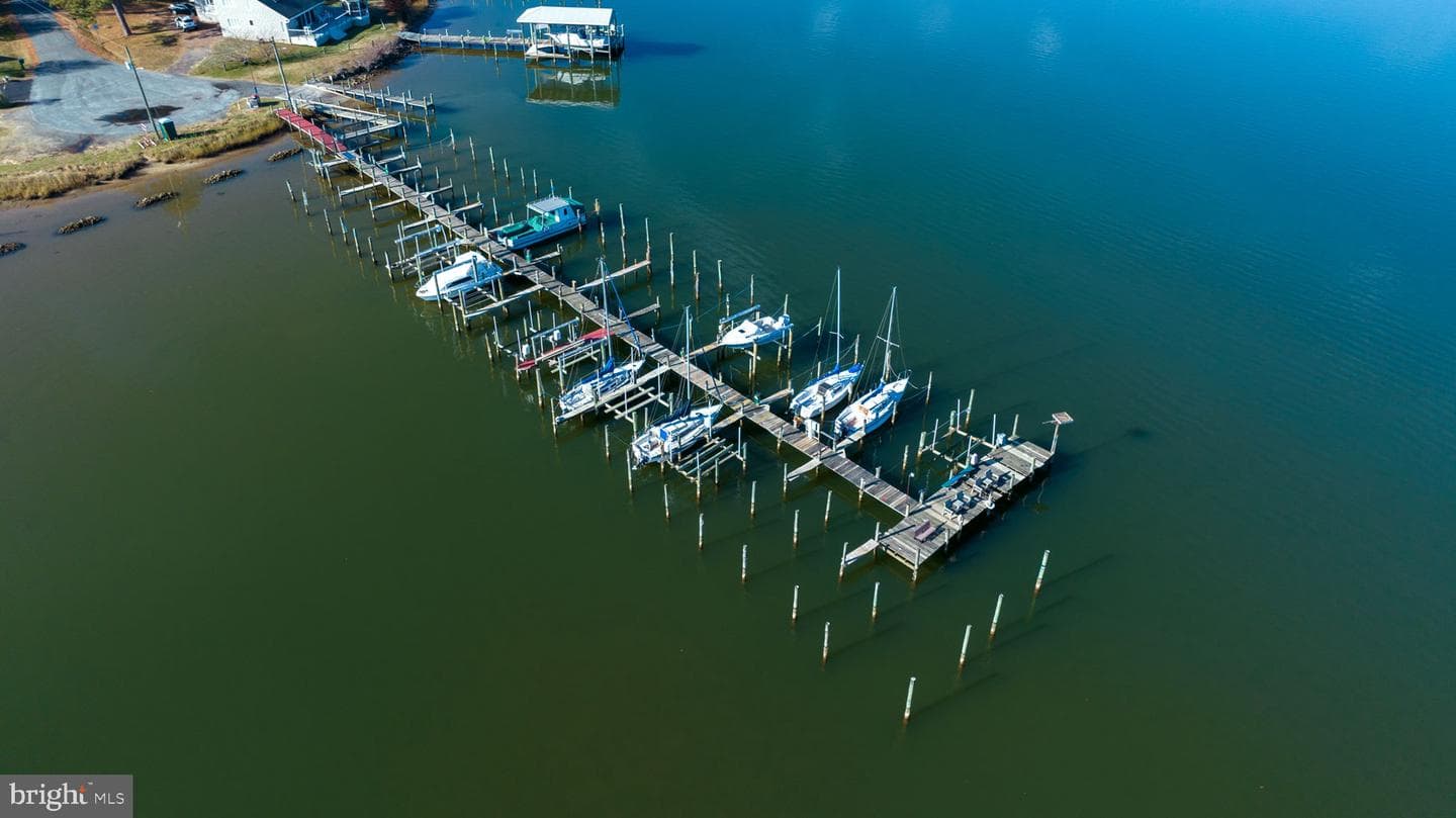 1058 Shore Drive photo 7