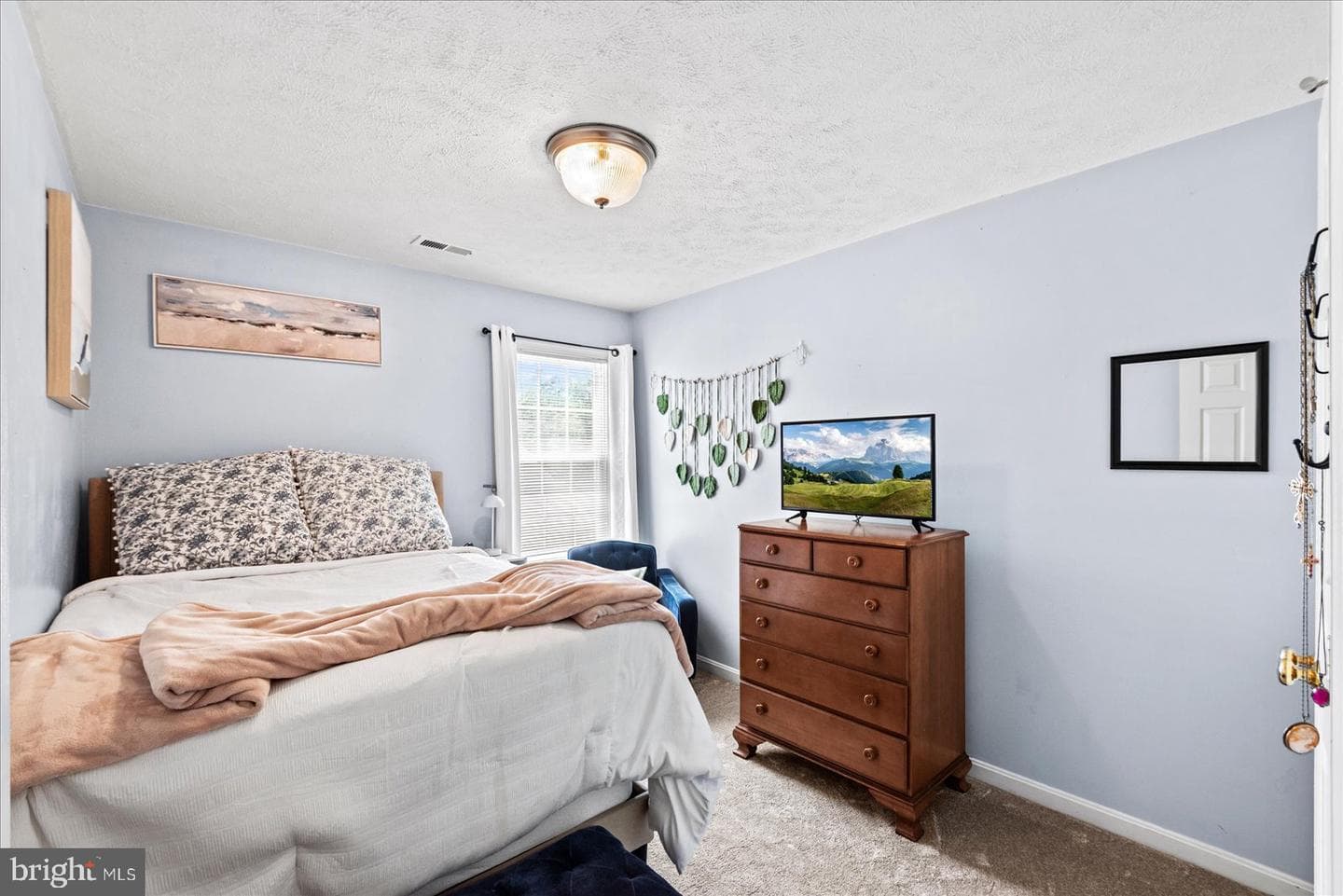 360 4th Street photo 23