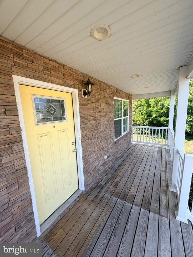 59 W Potomac Drive photo 3