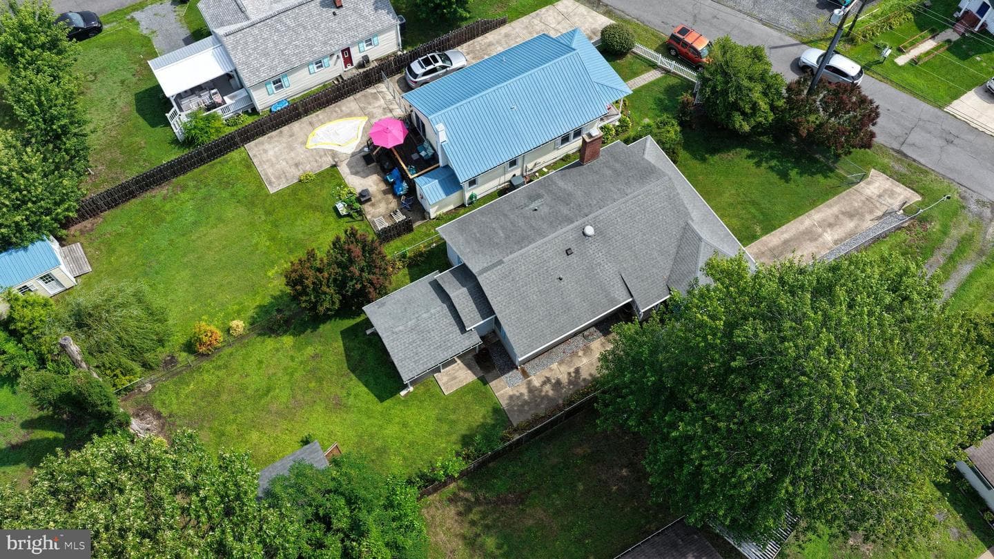 311 Marshall Avenue photo 35