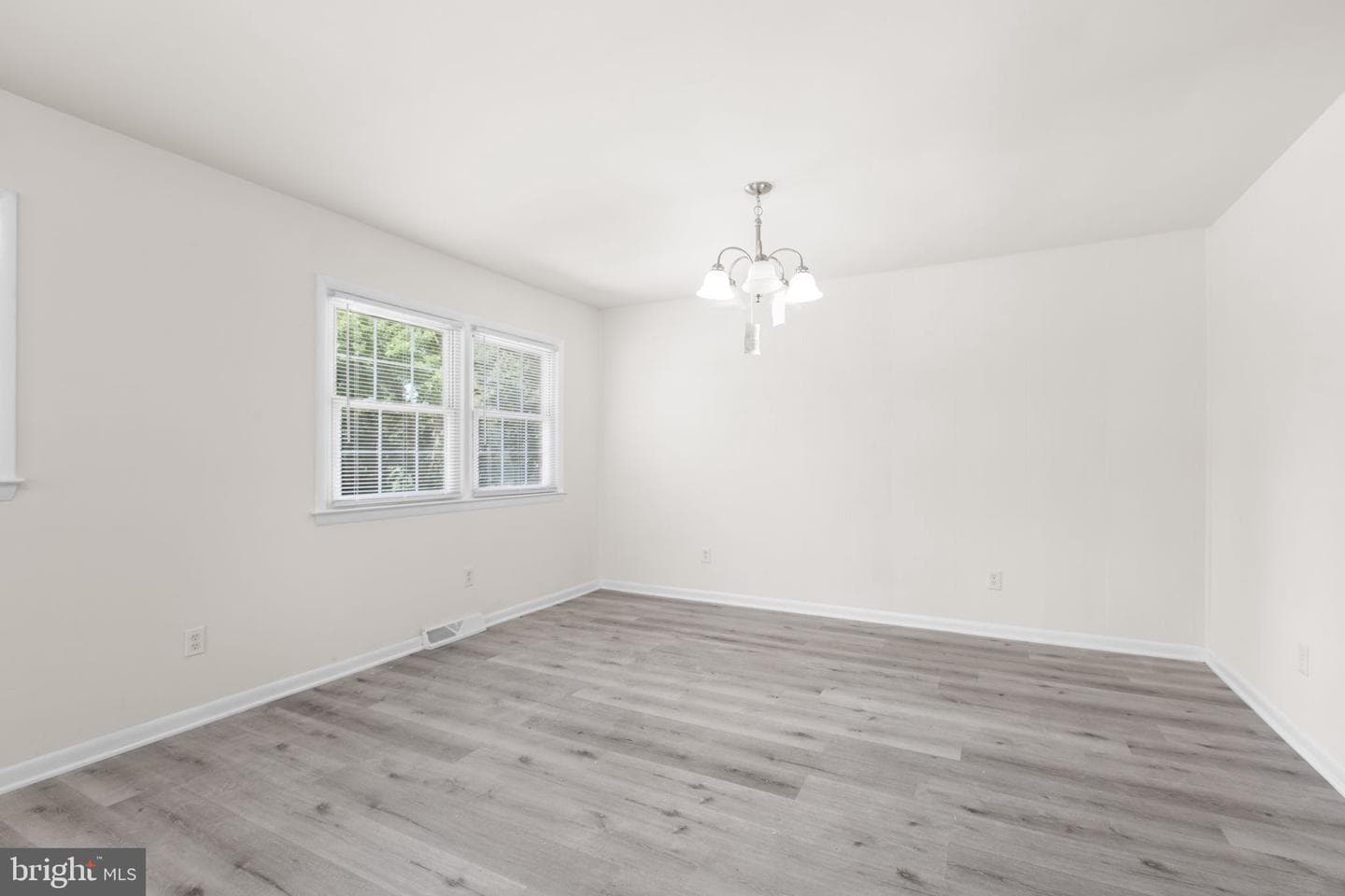 333 Santa Maria Avenue photo 11