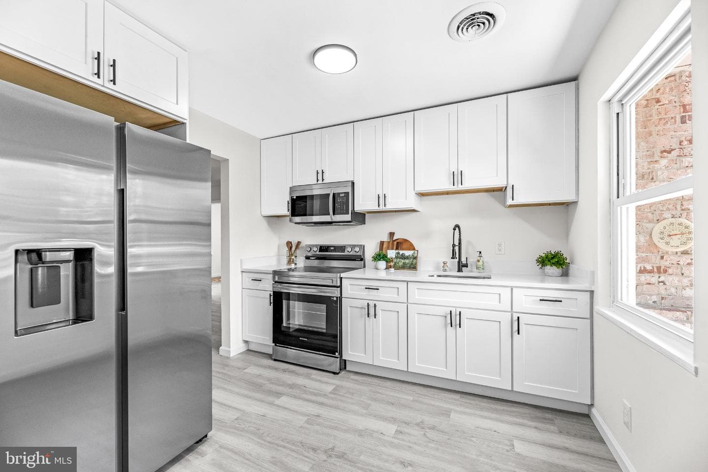 1228 Holly Vista Dr, Colonial Beach