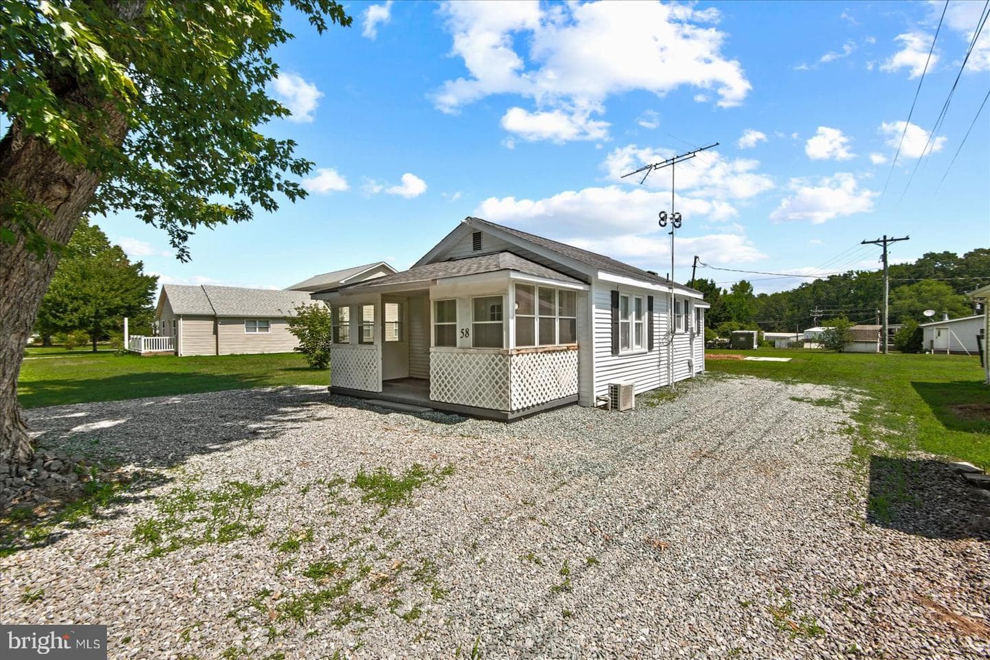 58 Longfield Road photo 4