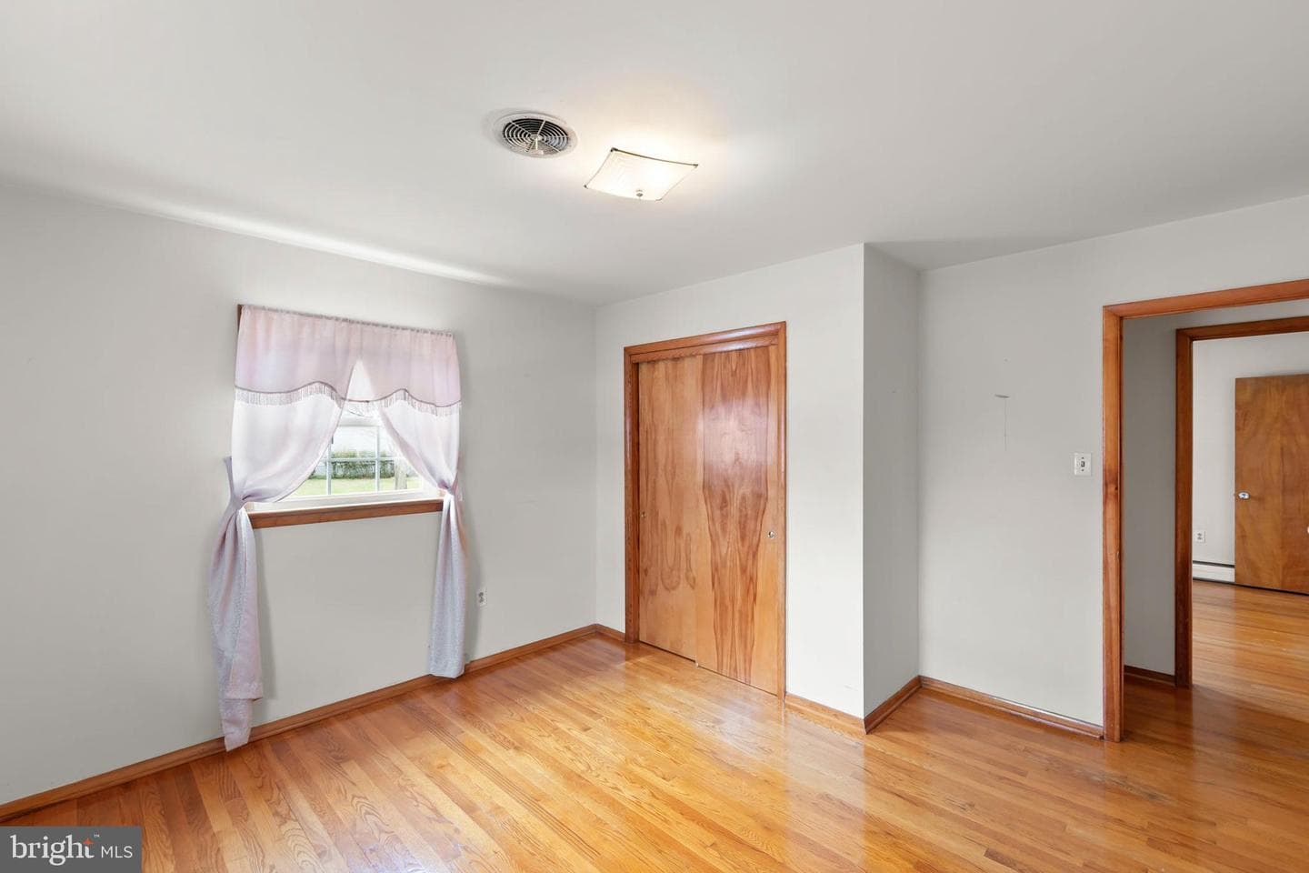 101 Molden Drive photo 18