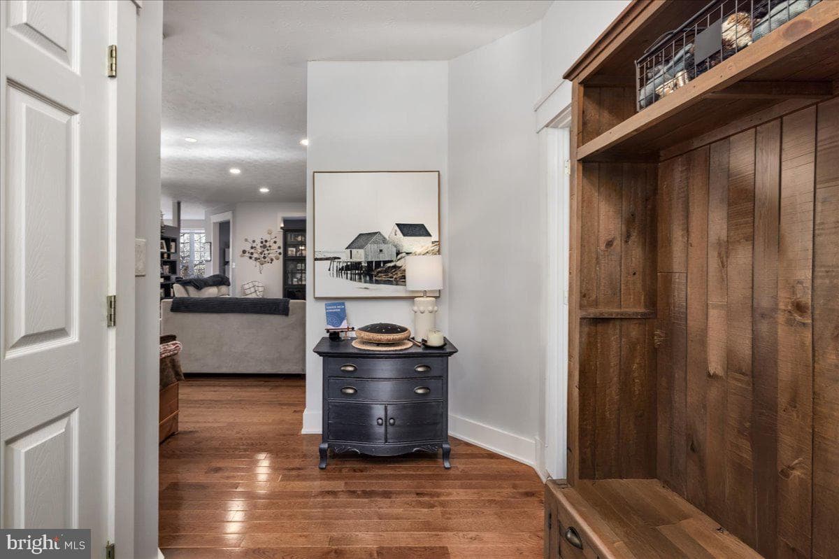 832 Winder Court photo 30