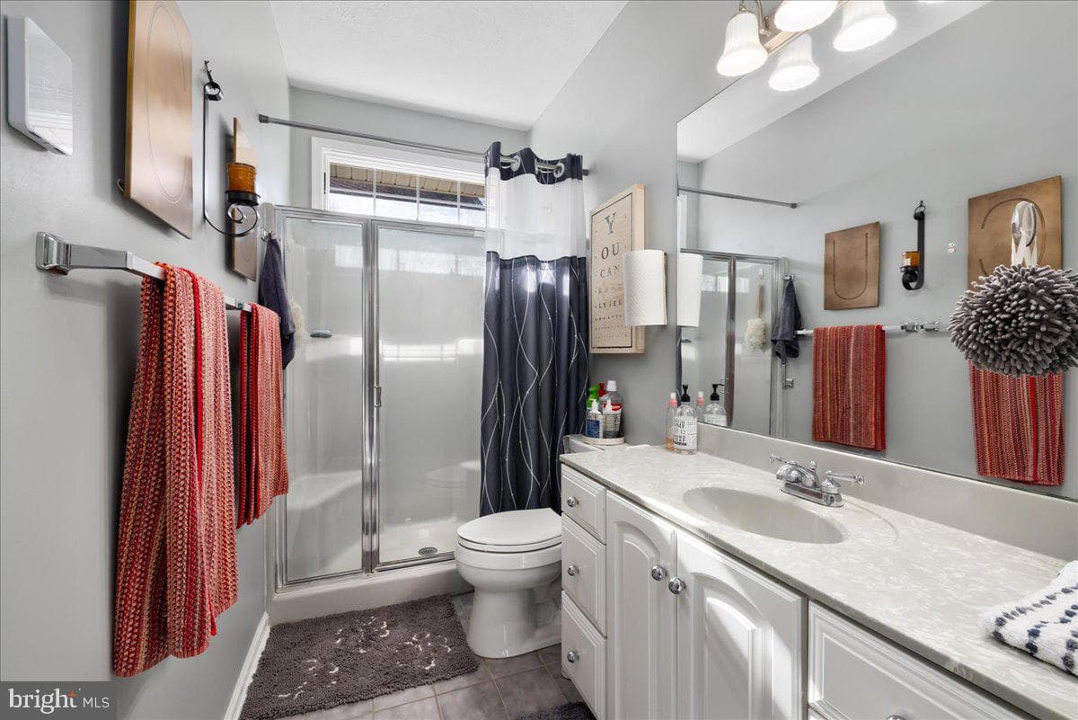 832 Winder Court photo 47