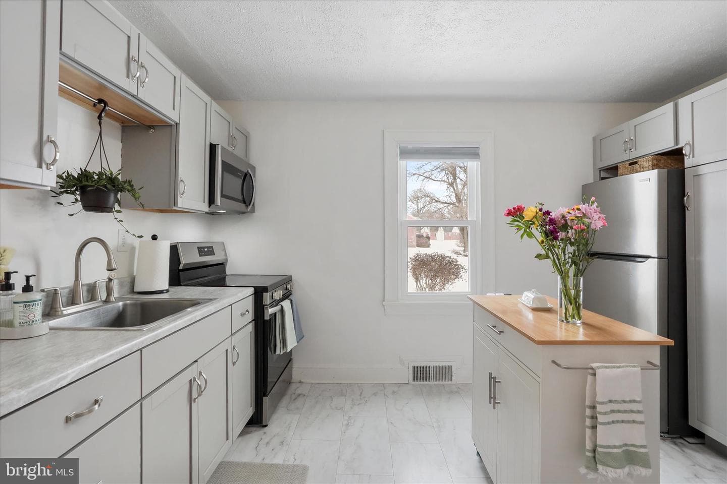 2519 Hockman Avenue photo 14