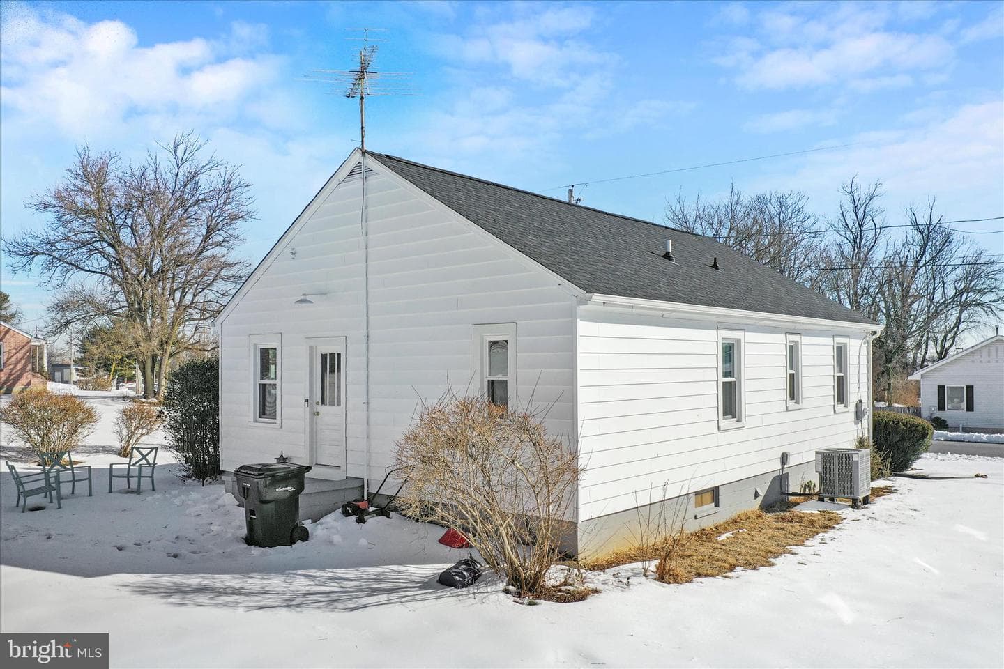 2519 Hockman Avenue photo 33