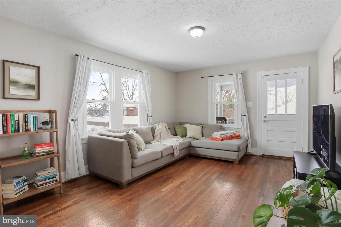 2519 Hockman Avenue photo 7