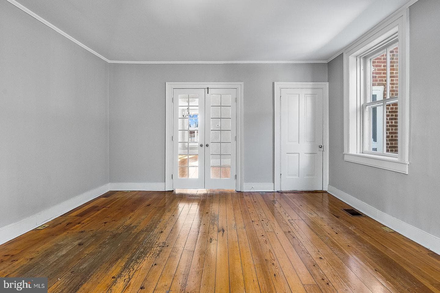 132 Amherst Street photo 18