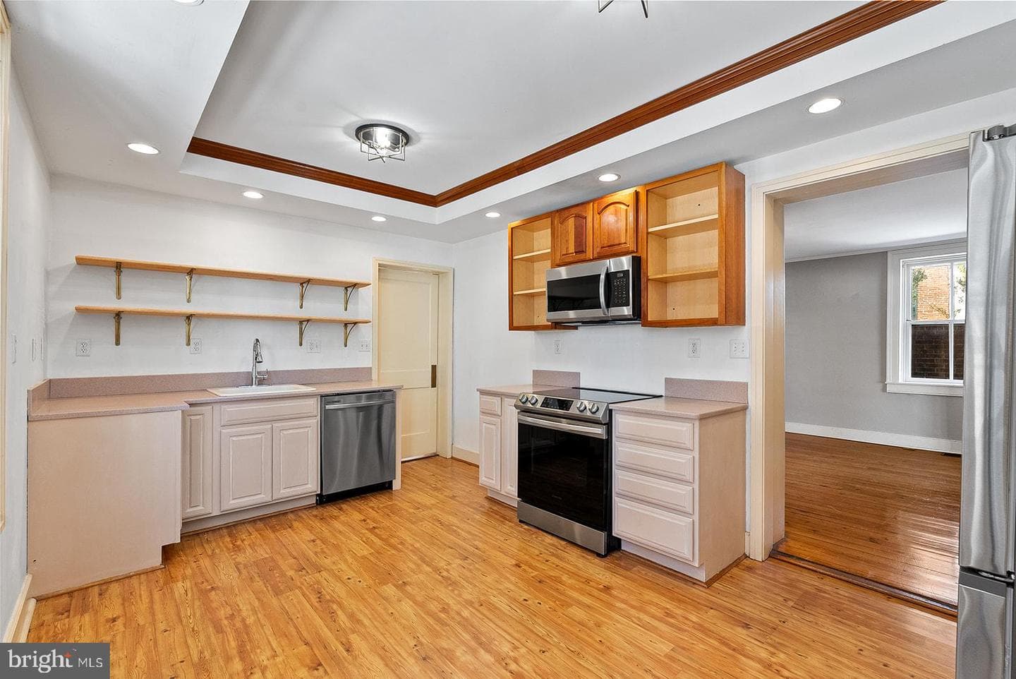 132 Amherst Street photo 25