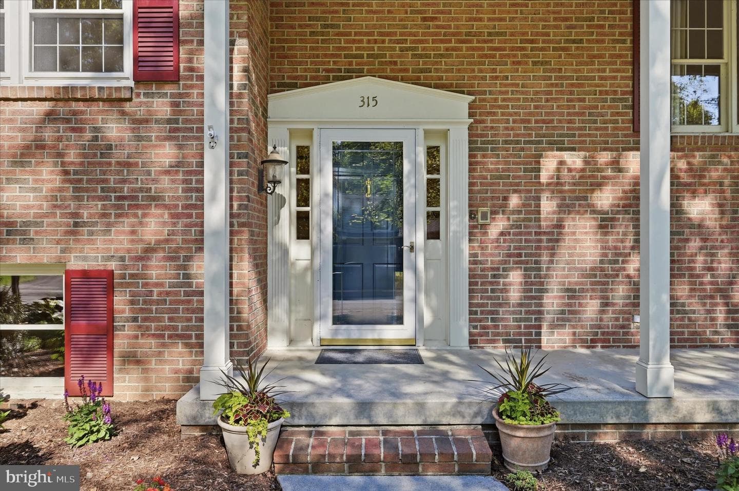 315 Walker Street photo 47