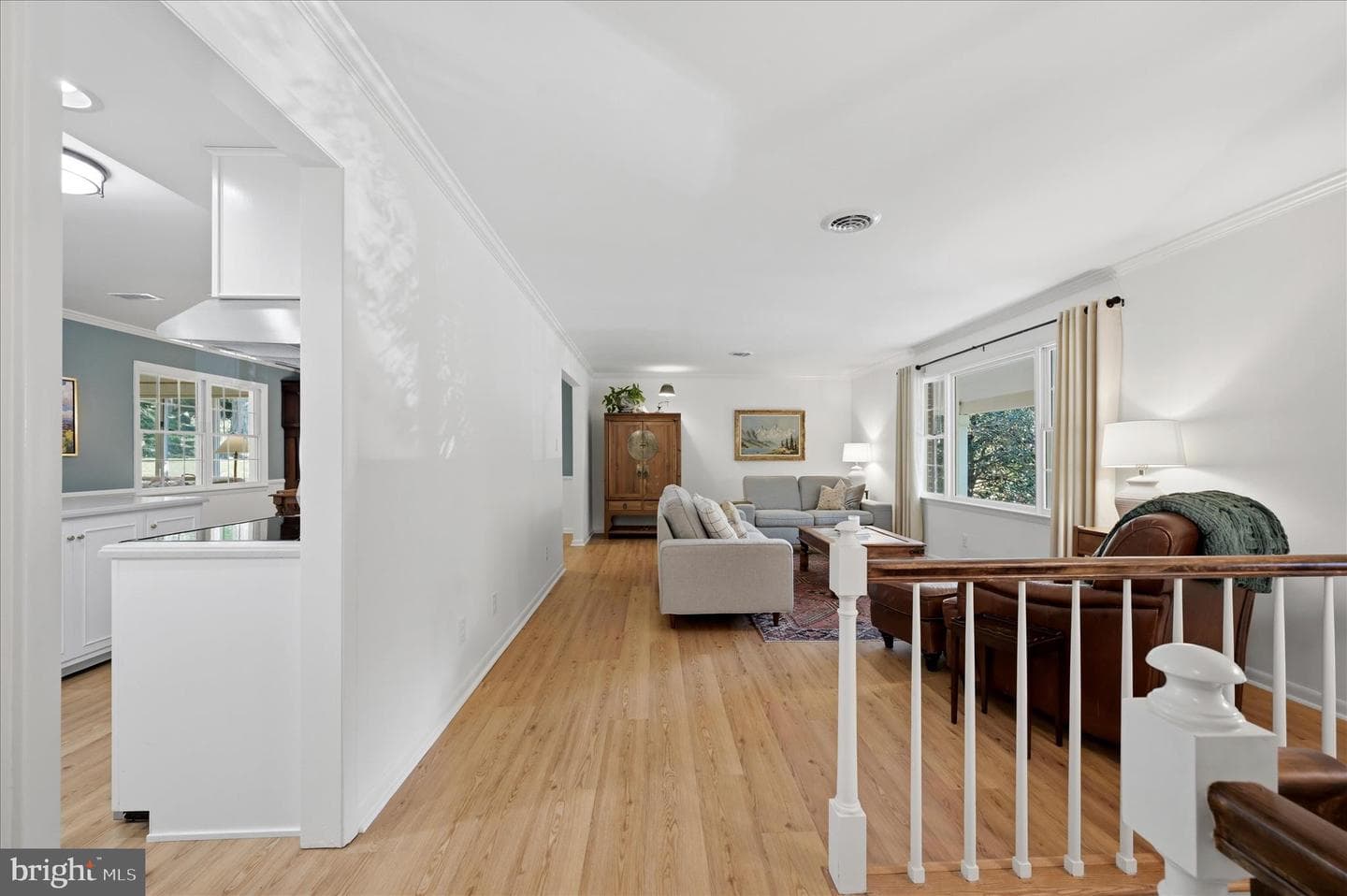 315 Walker Street photo 6