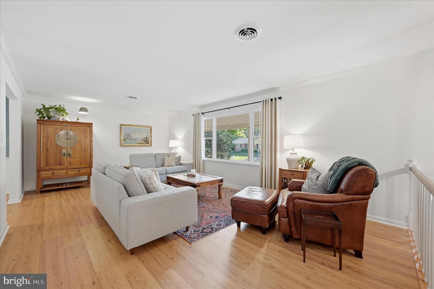 315 Walker Street photo 7