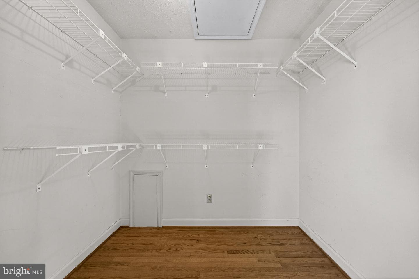 308 Ridge Avenue photo 34