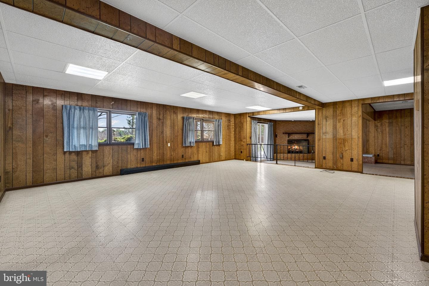 308 Ridge Avenue photo 35