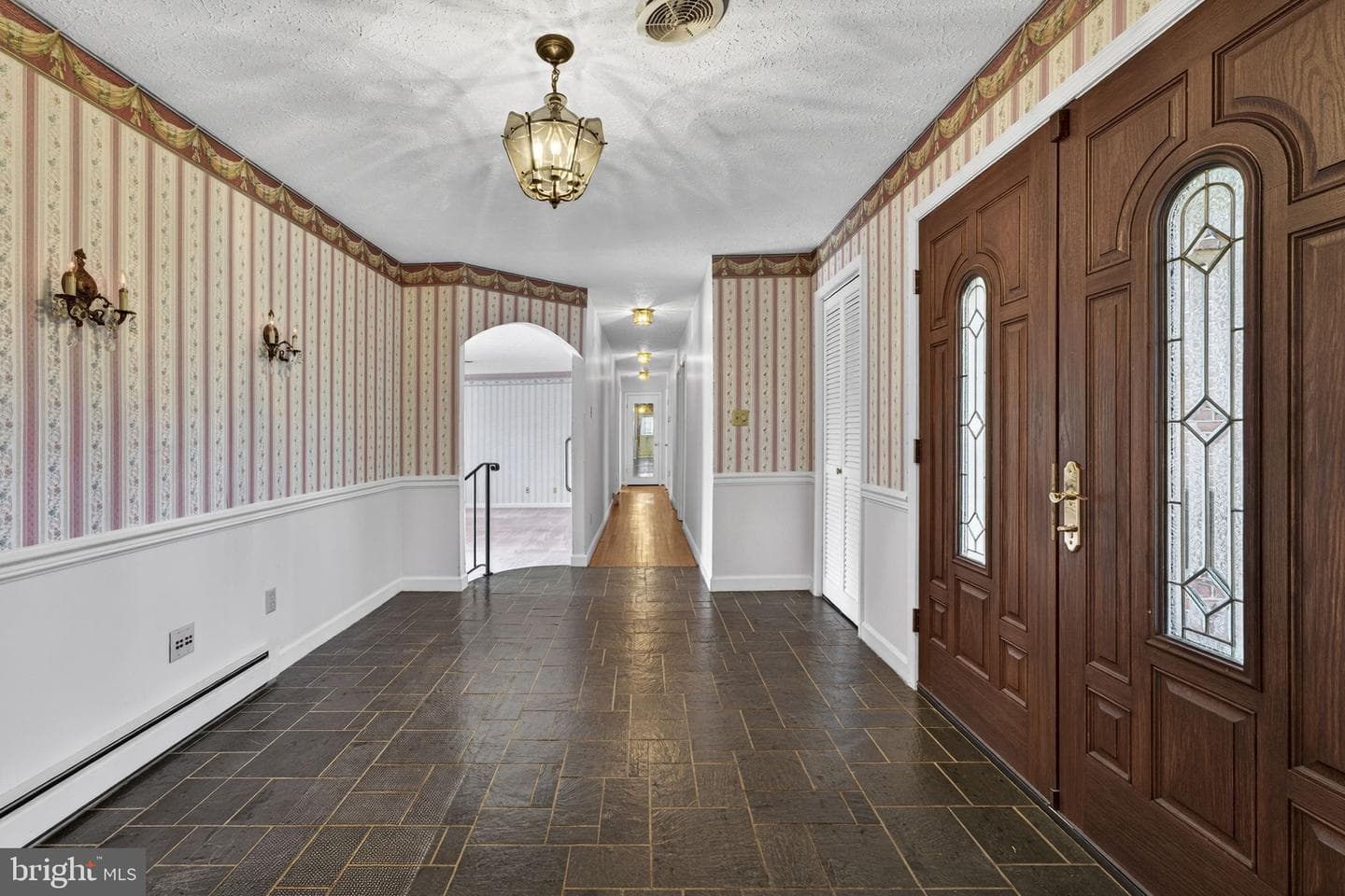 308 Ridge Avenue photo 5