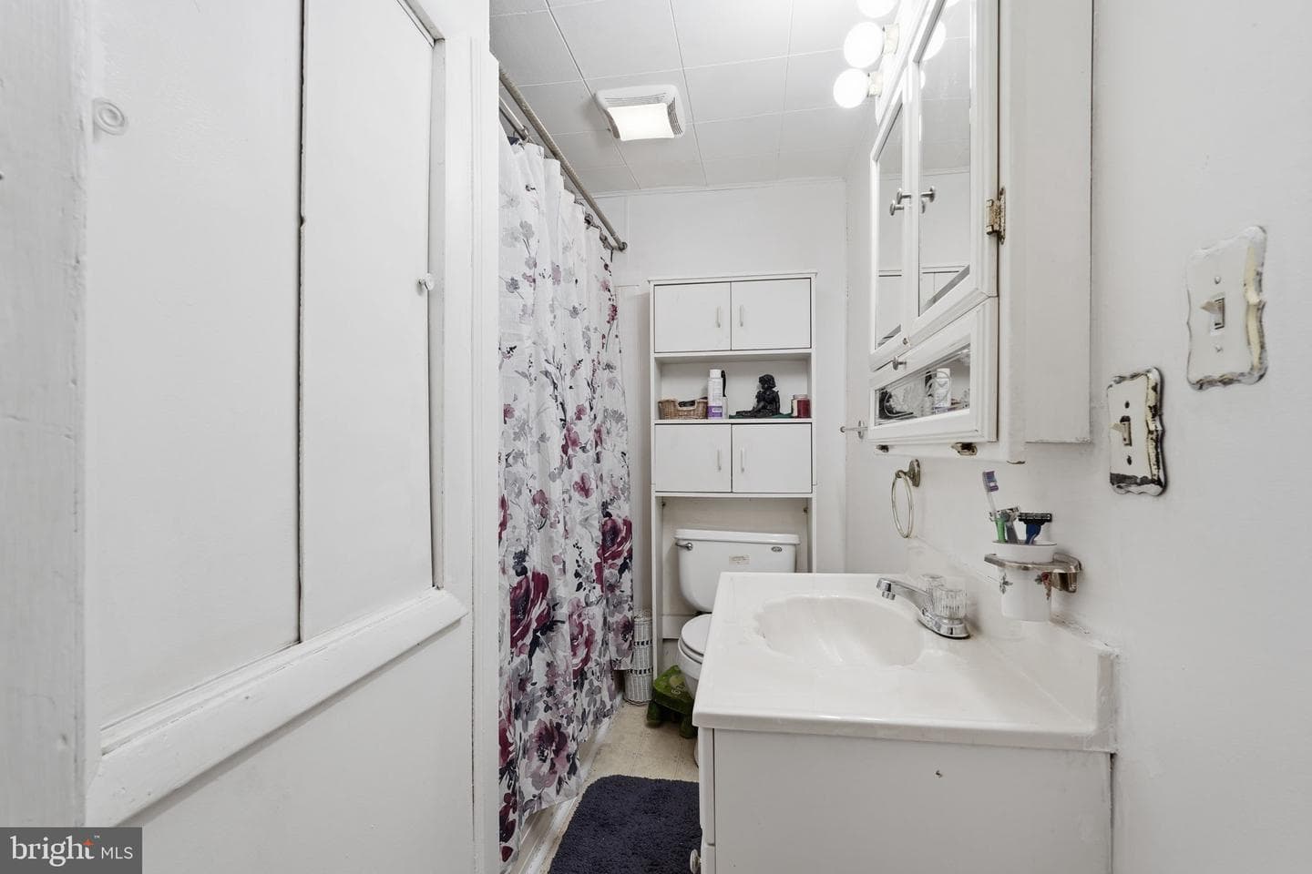 2956 Grace Street photo 8