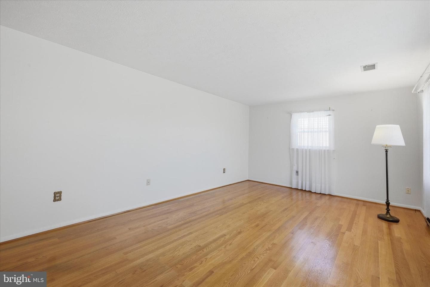 113 Christopher Drive photo 3