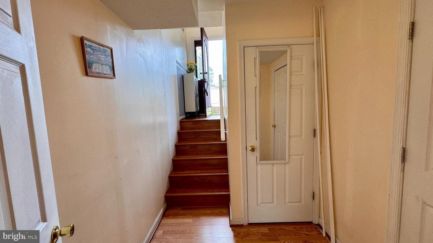 623 Smithfield Avenue photo 37