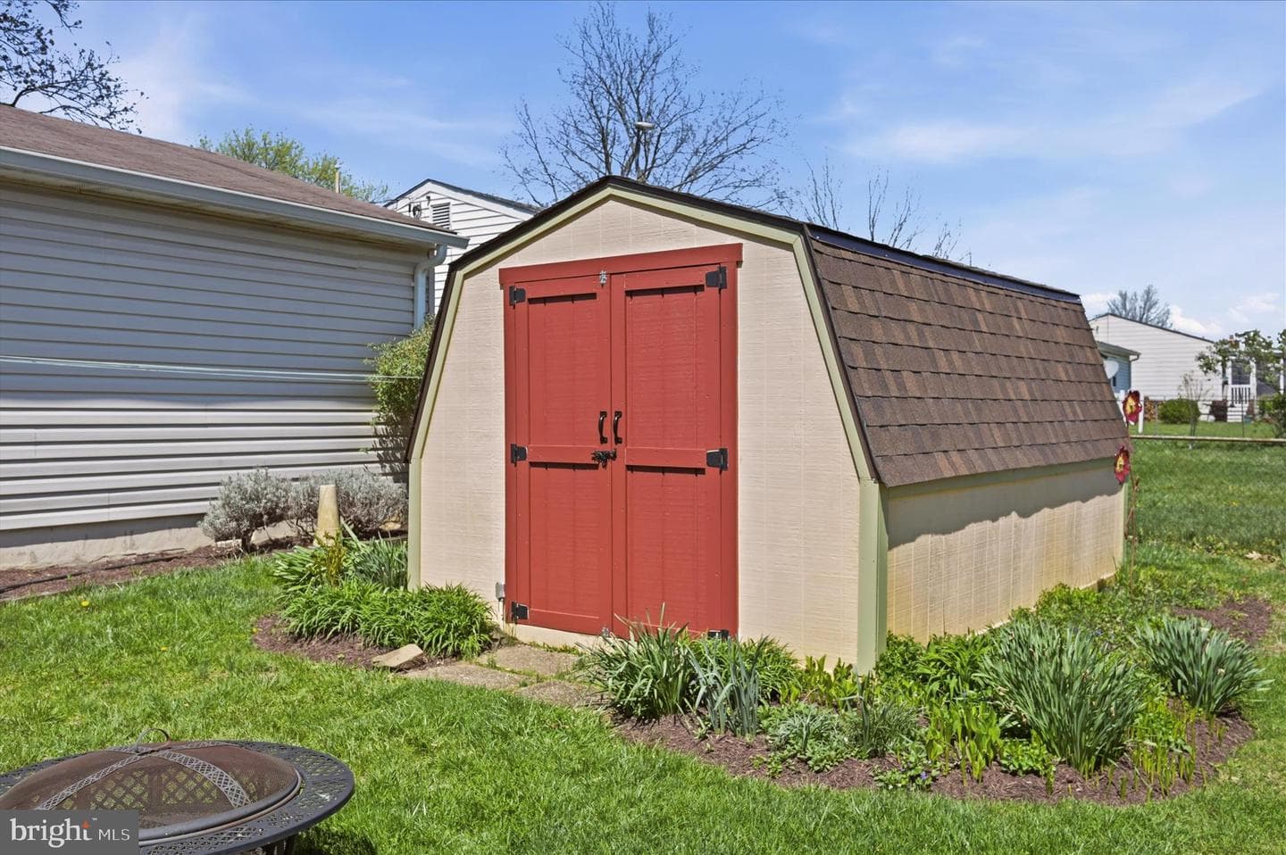 624 Butler Avenue photo 36