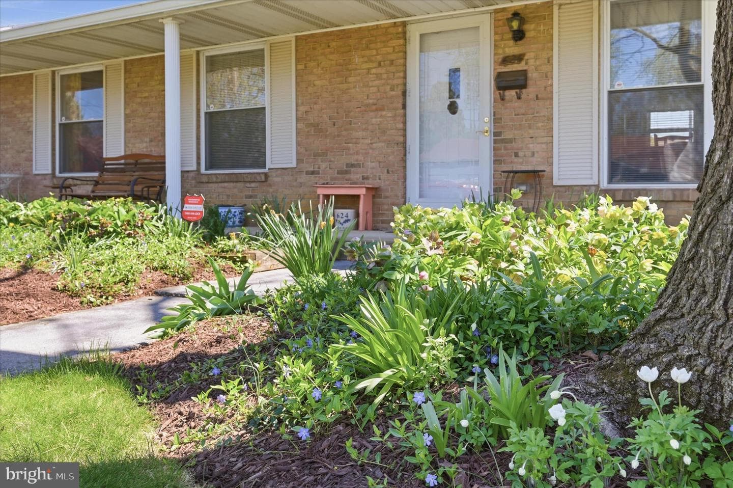 624 Butler Avenue photo 4