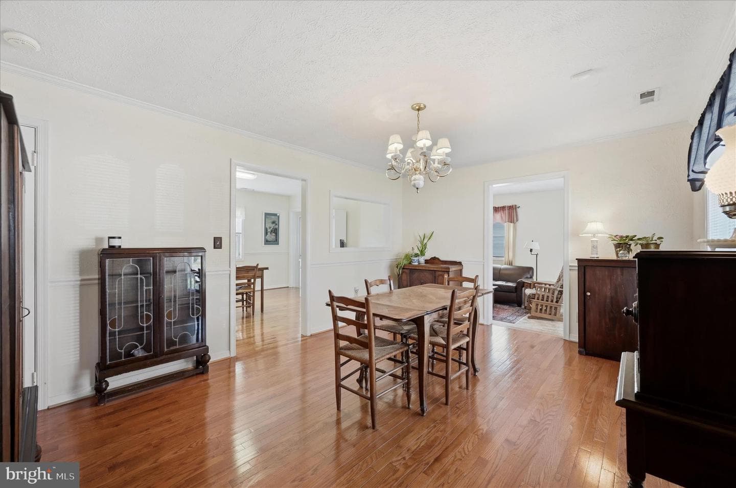 624 Butler Avenue photo 8