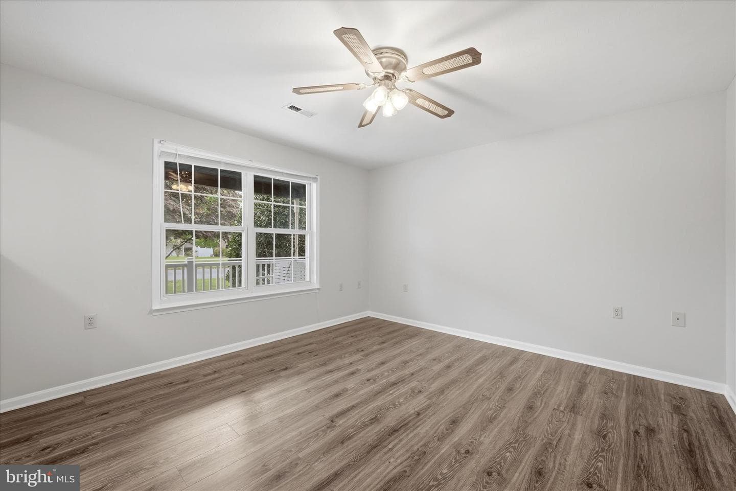 202 Russelcroft Road photo 11