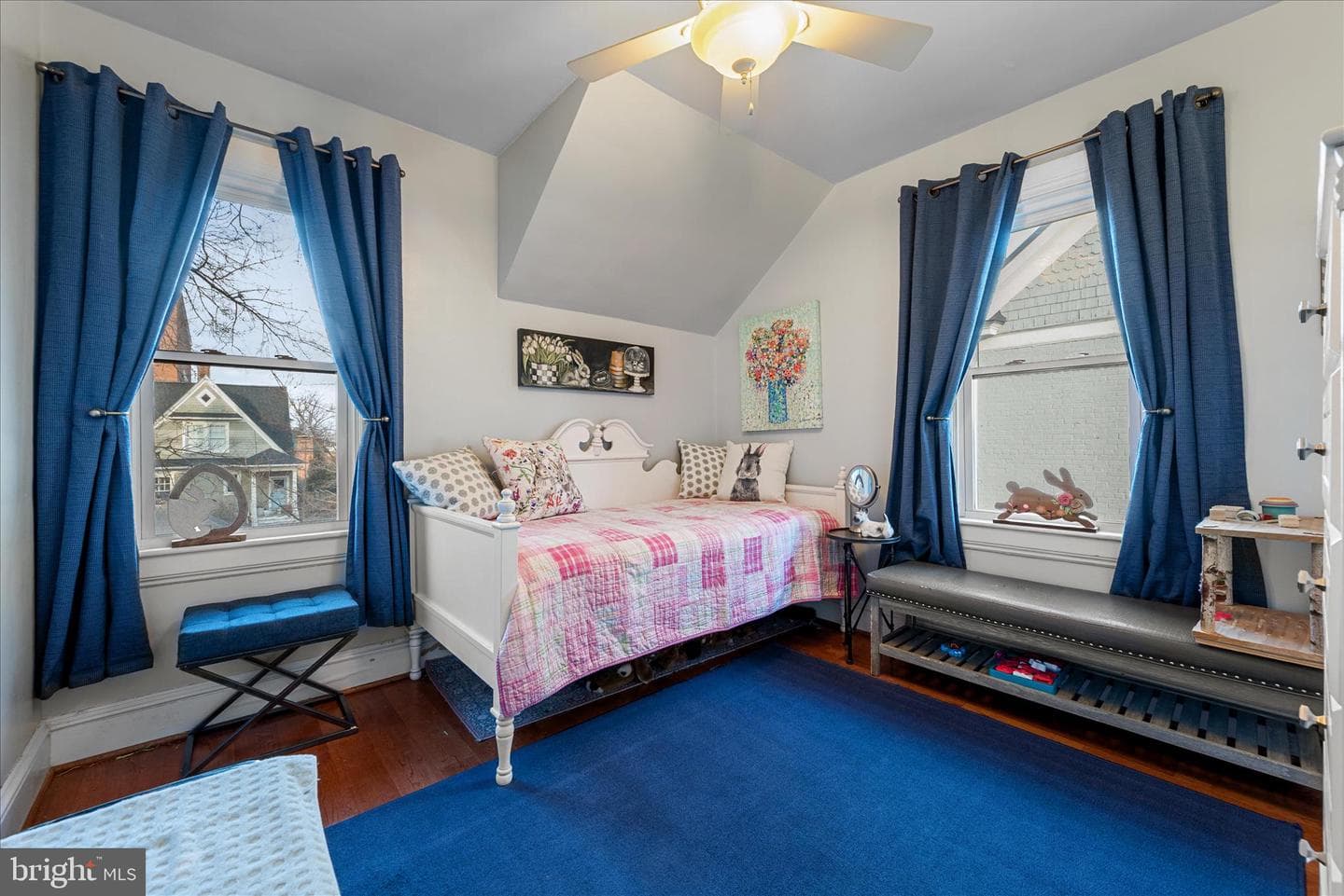 312 W Cecil Street photo 28