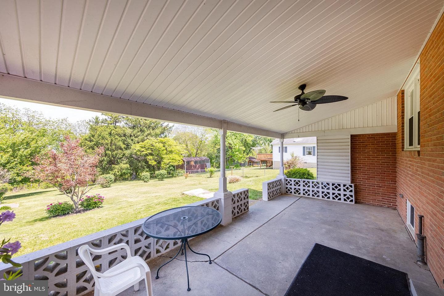 328 Longview Avenue photo 12