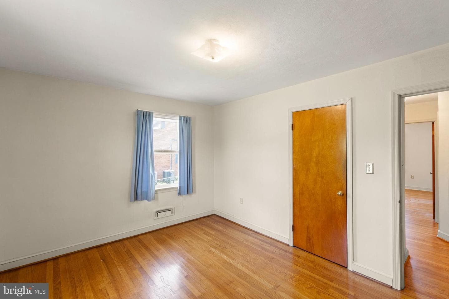 328 Longview Avenue photo 22