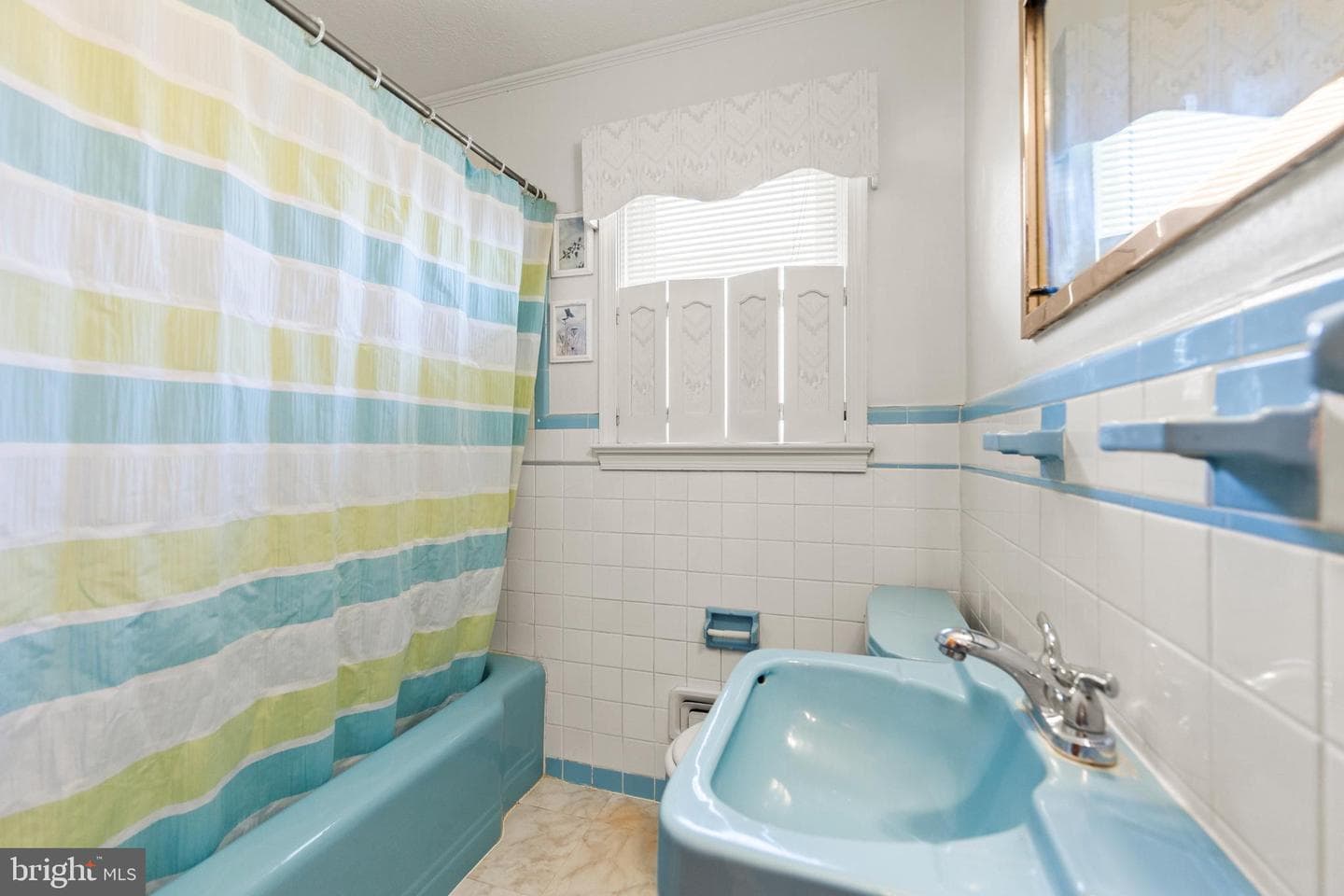 328 Longview Avenue photo 23