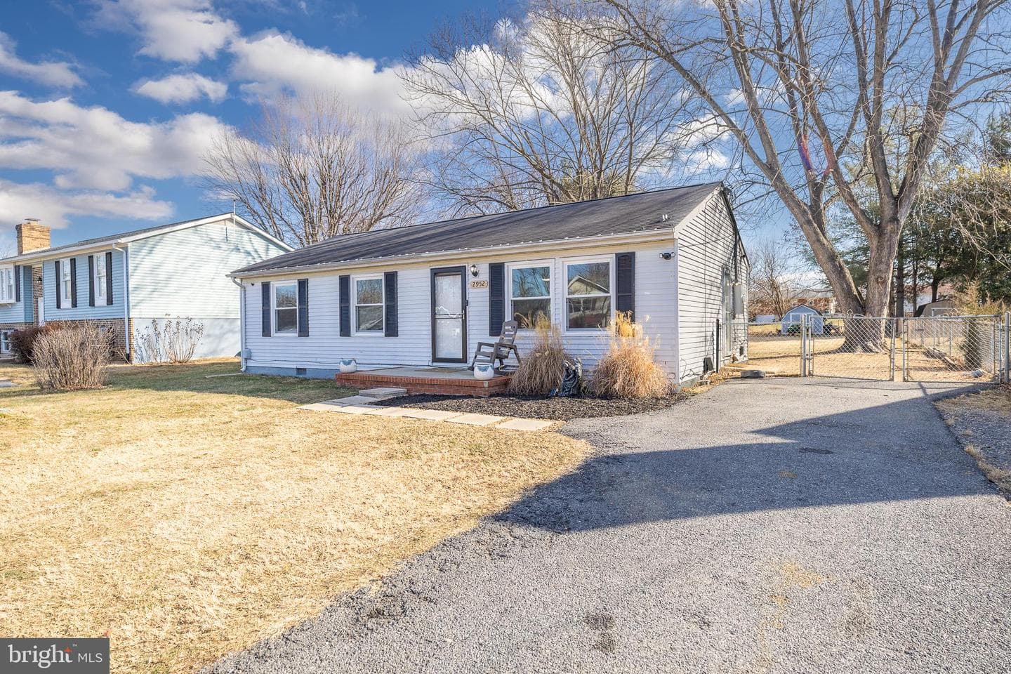 2952 Grace Street photo 3