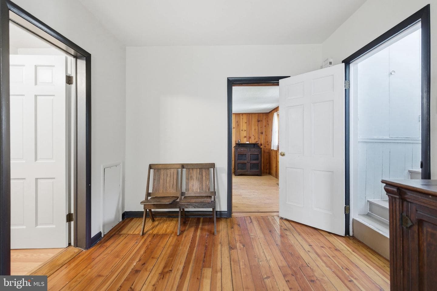 802 E Cork Street photo 16