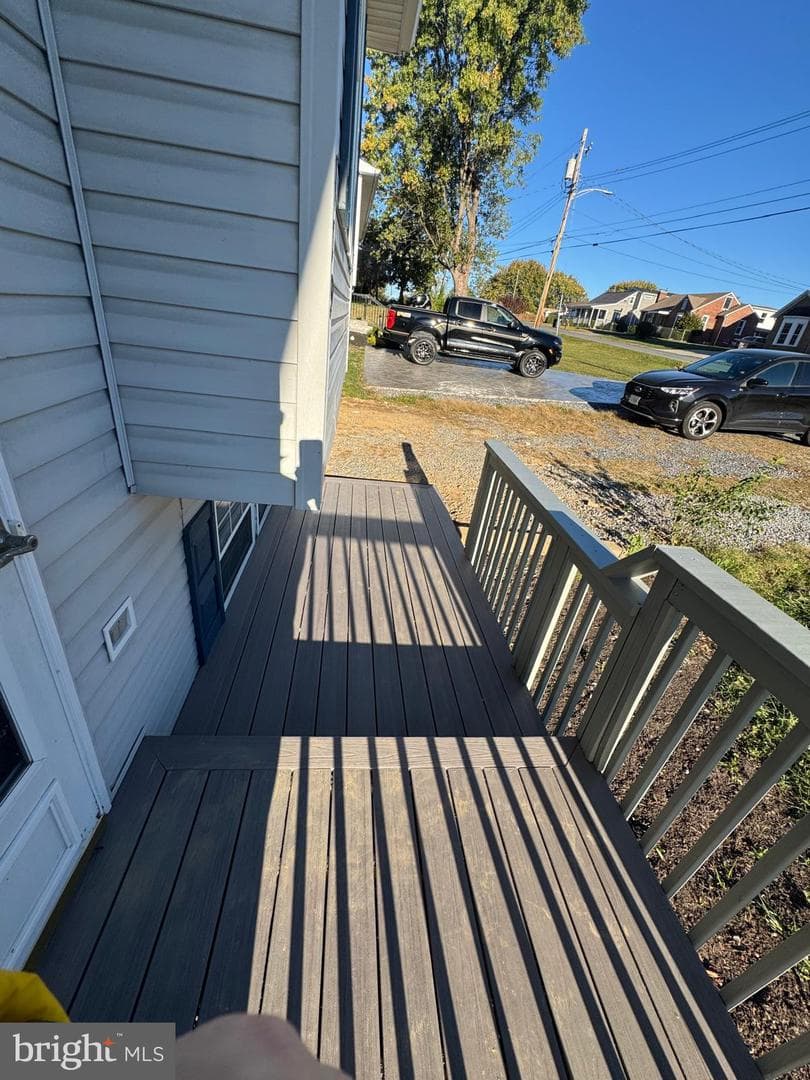 419 Summit Avenue photo 11