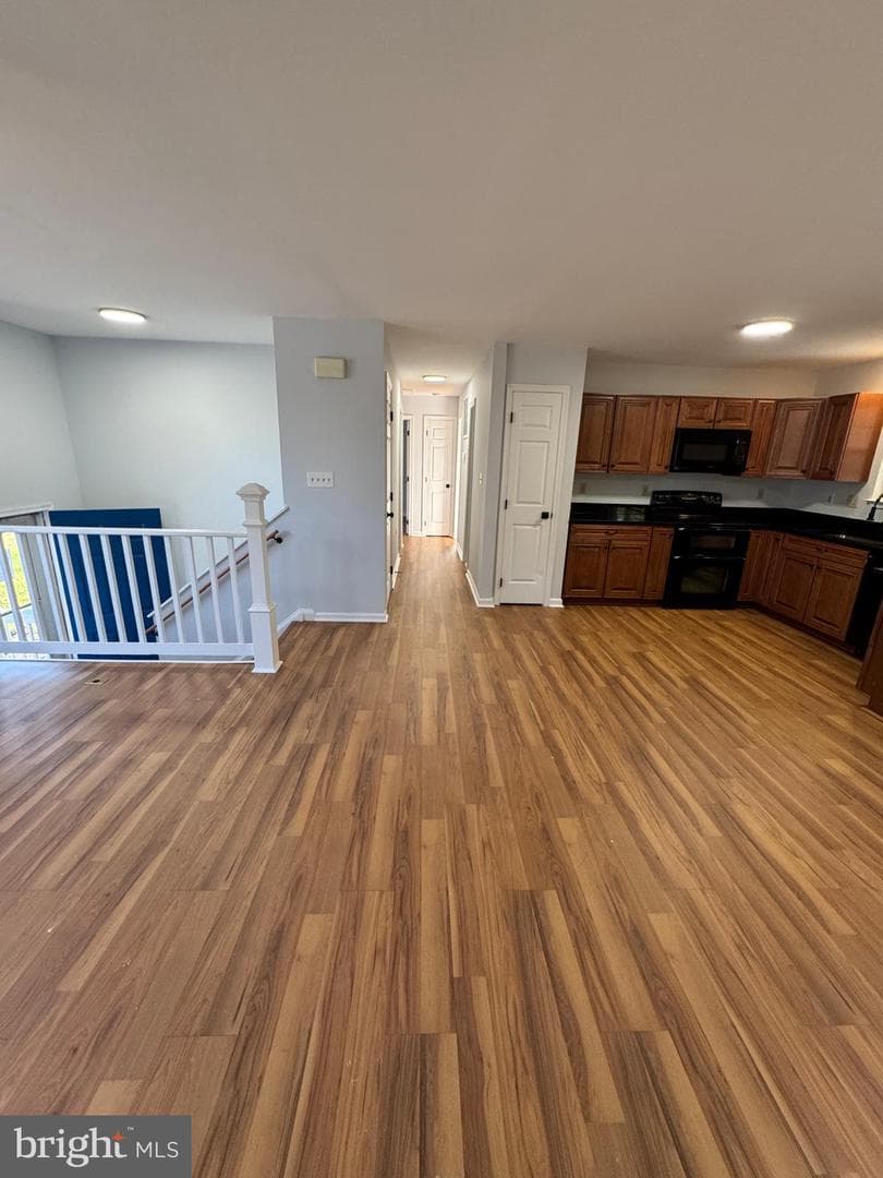 419 Summit Avenue photo 20