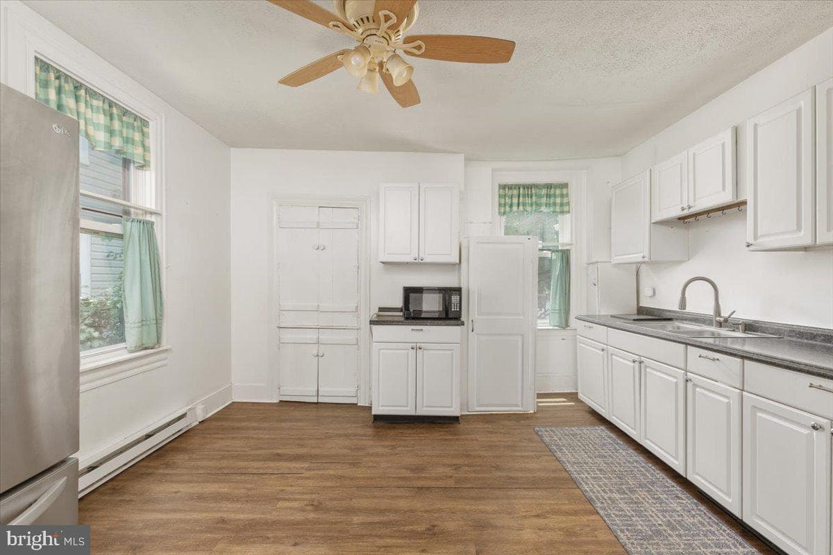 307 E Piccadilly Street photo 10