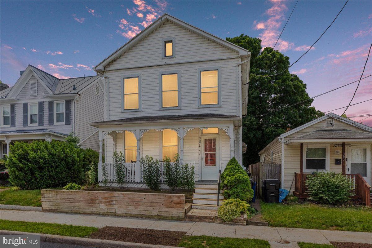 307 E Piccadilly Street photo 46
