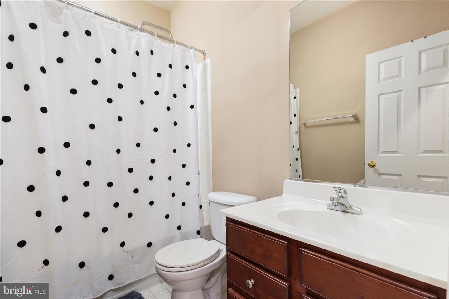 660 Beehive Way photo 24