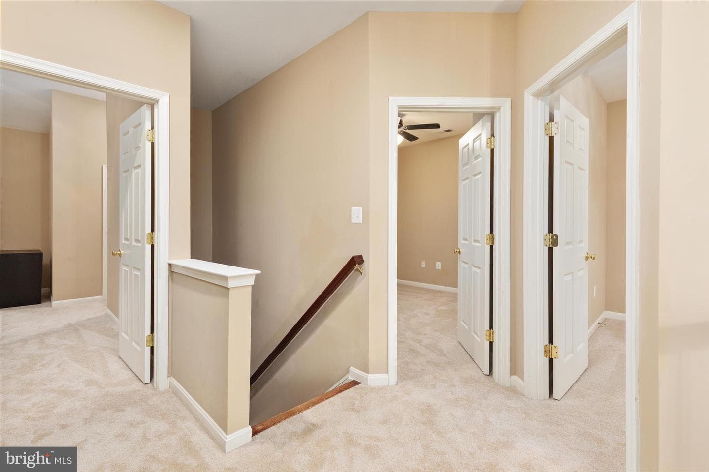 660 Beehive Way photo 31