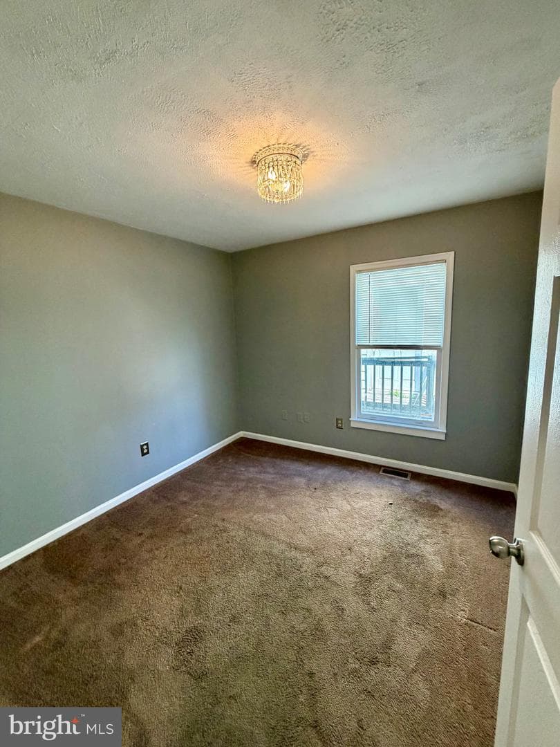 321 N Kent Street photo 9