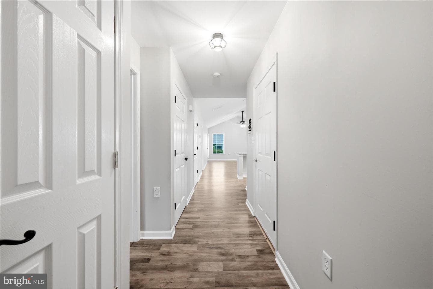 1856 Melvor Lane photo 8
